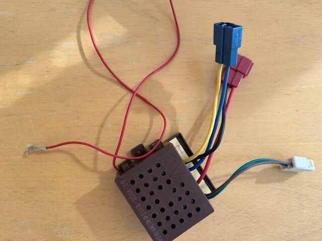 Boitier RC 12V marron