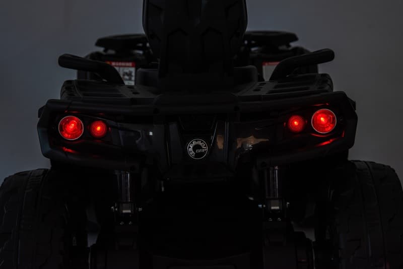 Quad canAm Outlander feu arrière Quad enfant 2 ans