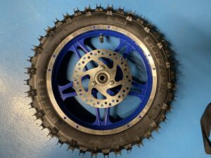 Roue avant 2.5x10 pouces pour ZZZ800