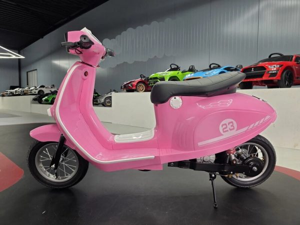 Scooter vrai roues