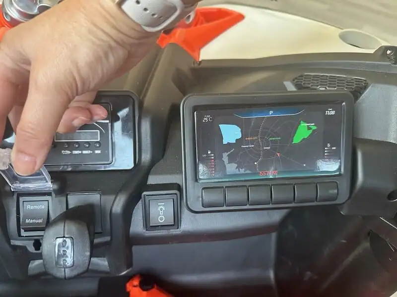 Tableau-de-bord-CanAM-version-Premium-2 Tableau-de-bord-CanAM-version-Premium-2