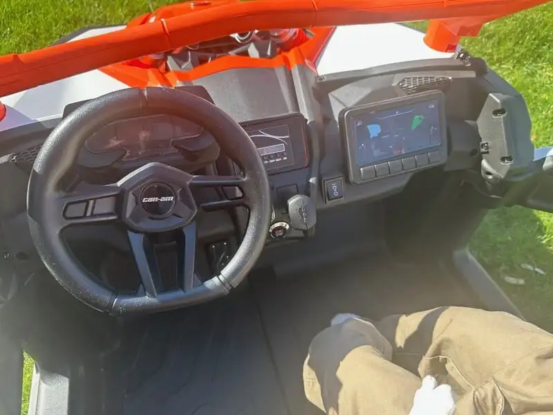 Tableau-de-bord-CanAM-version-Premium Tableau-de-bord-CanAM-version-Premium