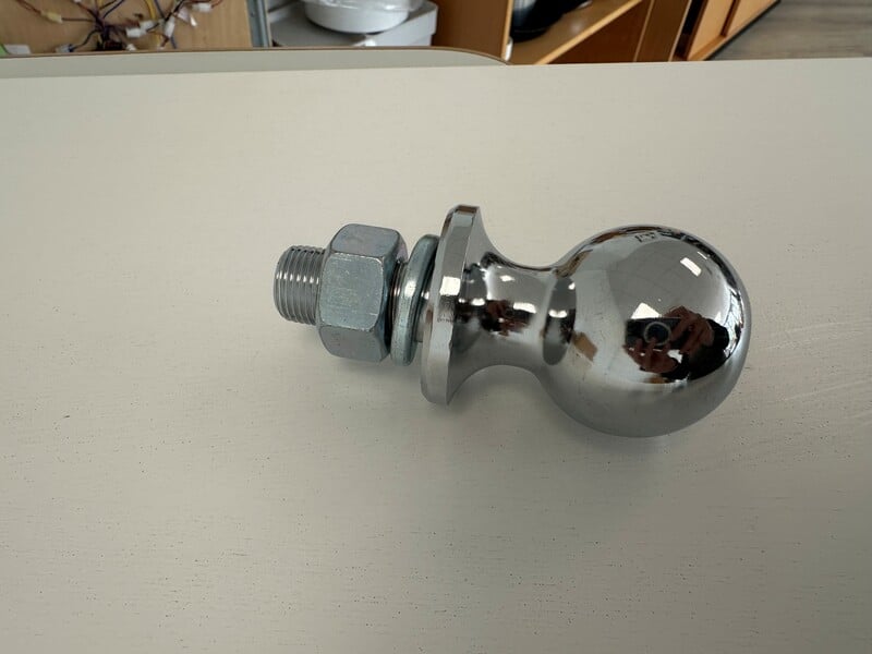 boule remorquage 3 Boule d'attelage standard